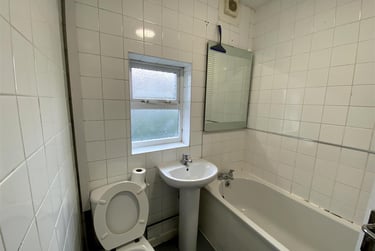 4 bed flat, Hall Road, Victoria Park, Manchester, M145HN - Image 11